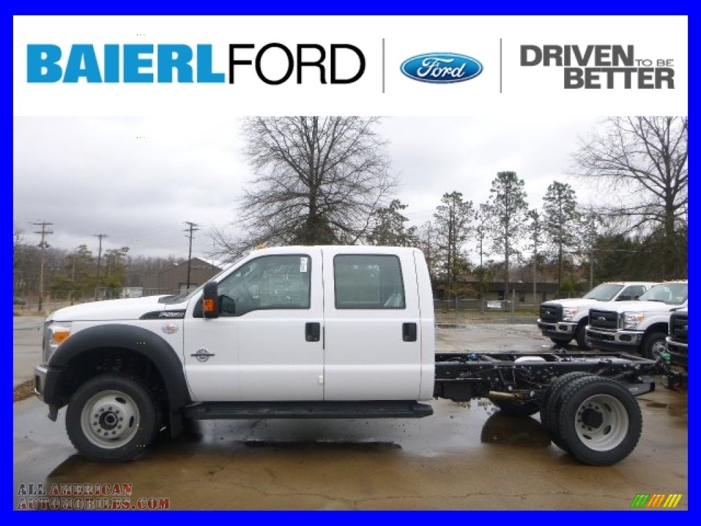 Oxford White / Steel Ford F550 Super Duty XL Crew Cab 4x4 Chassis