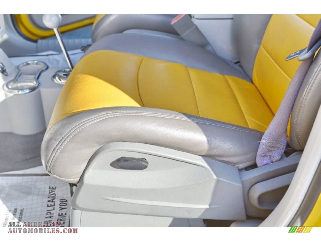 2006 PT Cruiser Touring - Solar Yellow / Pastel Pebble Beige photo #52
