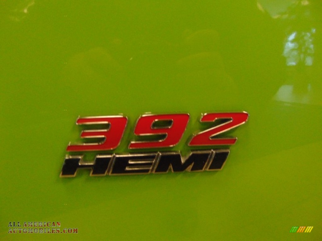 2015 Challenger SRT 392 - Sublime Green Pearl / Black photo #15