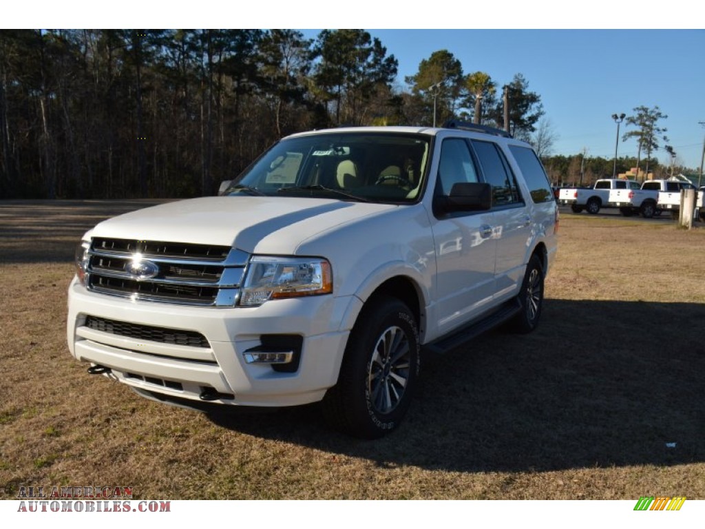 Oxford White / Dune Ford Expedition XLT 4x4