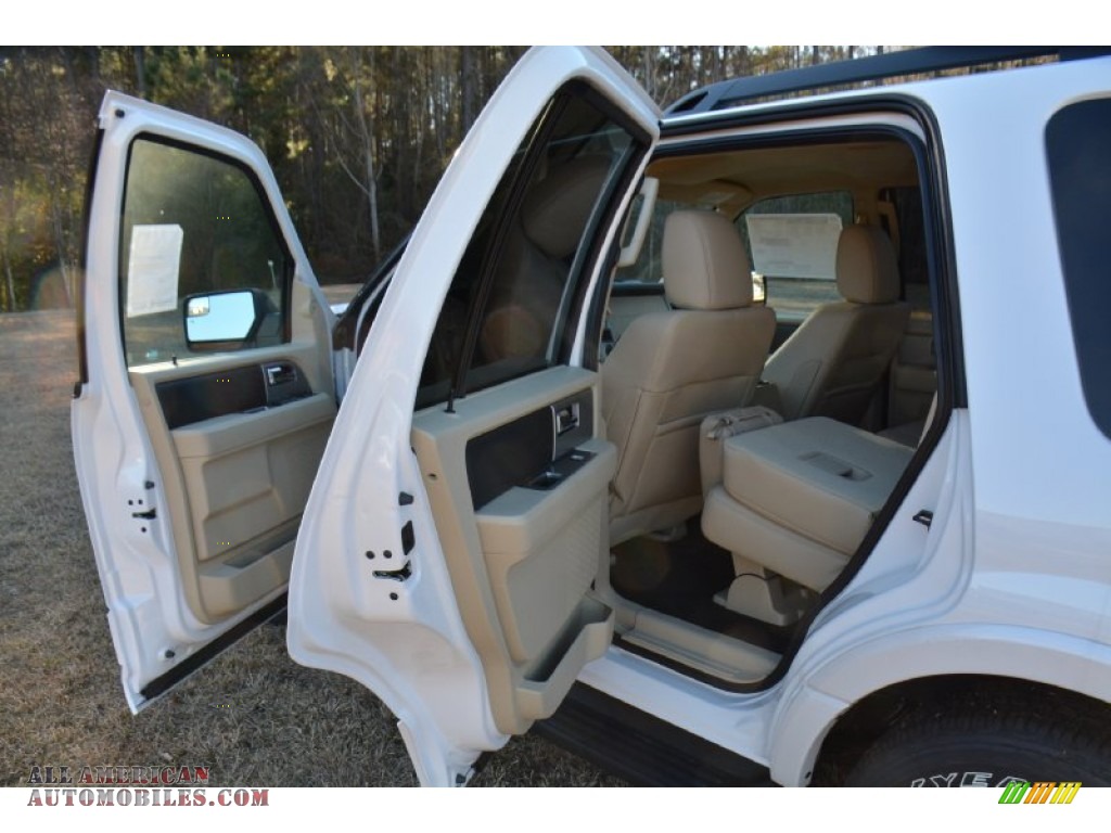 2015 Expedition XLT 4x4 - Oxford White / Dune photo #12