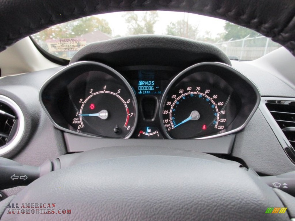 2015 Fiesta SE Hatchback - Magnetic Metallic / Charcoal Black photo #31