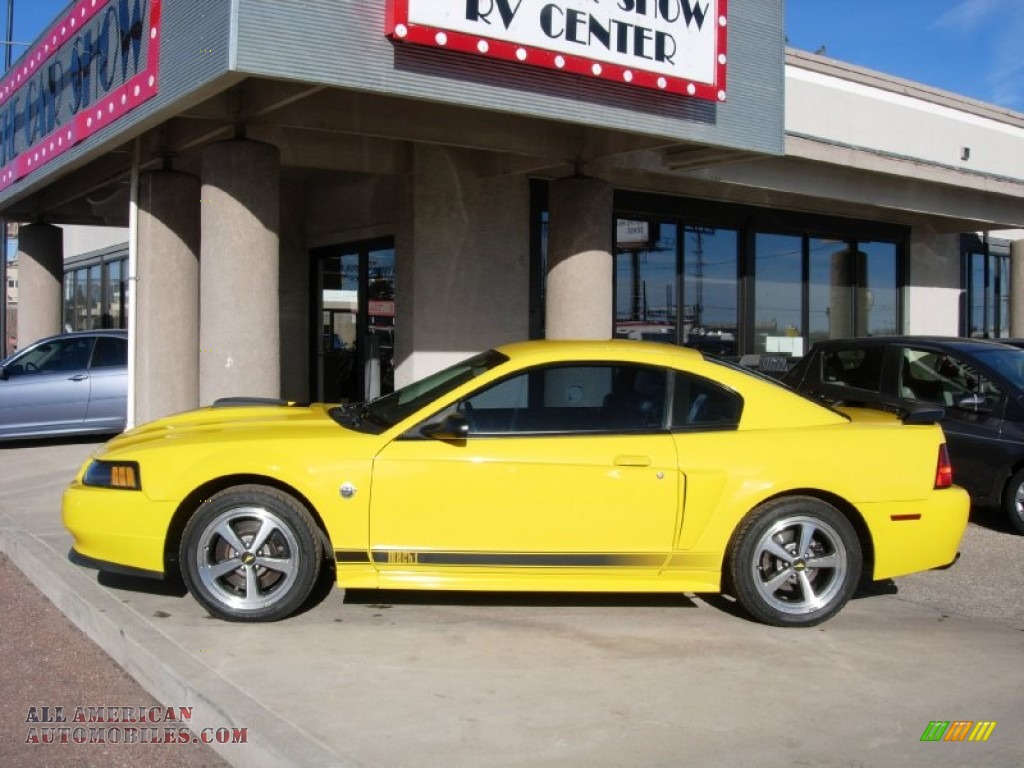 2004 Mustang Mach 1 Coupe - Screaming Yellow / Dark Charcoal photo #2