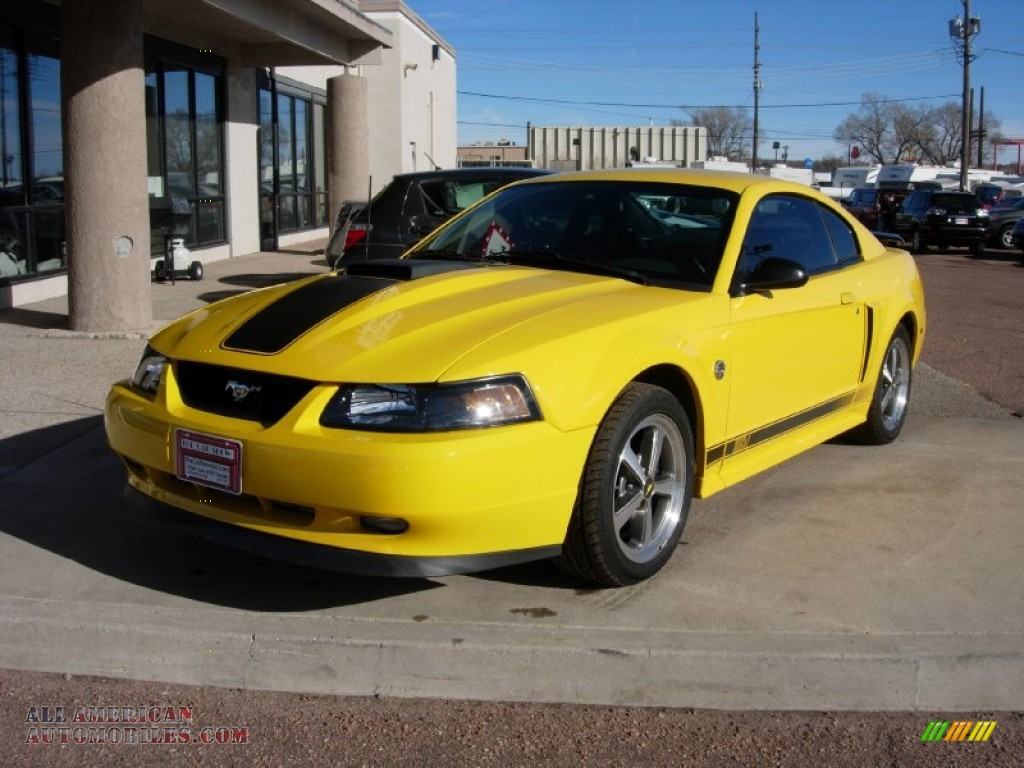 2004 Mustang Mach 1 Coupe - Screaming Yellow / Dark Charcoal photo #31