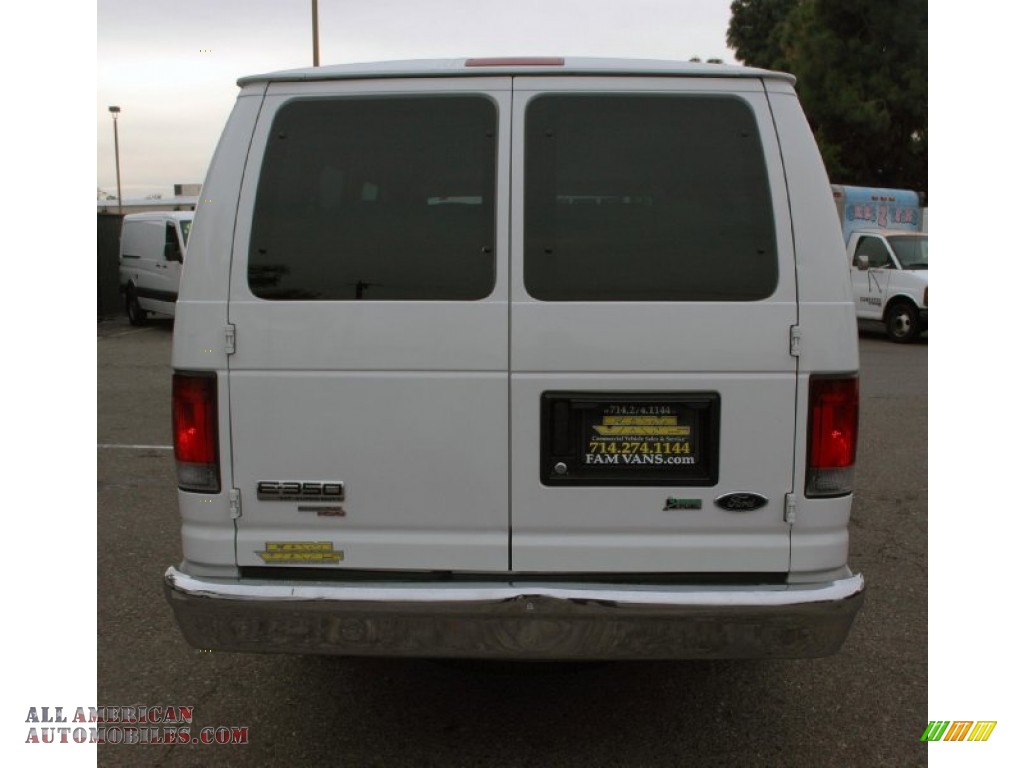 2011 E Series Van E350 XLT Extended Passenger - Oxford White / Medium Flint photo #6
