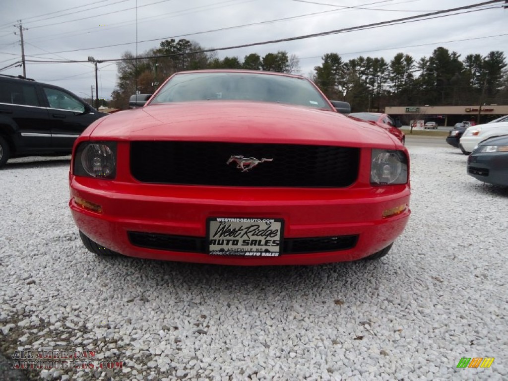 2009 Mustang V6 Premium Convertible - Torch Red / Dark Charcoal photo #3