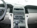 Ford Taurus SE White Suede Metallic photo #16