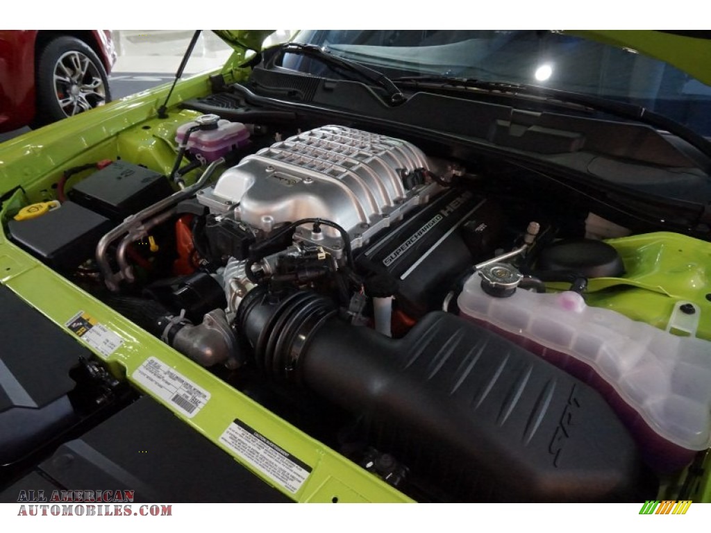 2015 Challenger SRT Hellcat - Sublime Green Pearl / Black photo #8