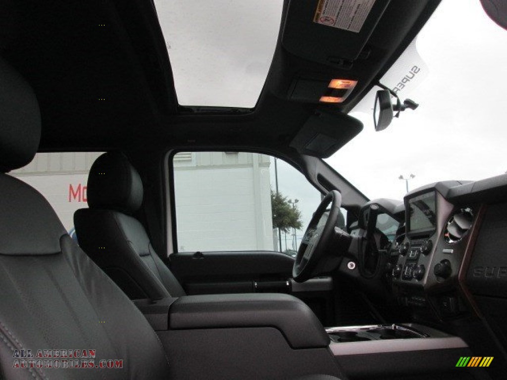 2015 F350 Super Duty Lariat Crew Cab 4x4 - White Platinum / Black photo #27