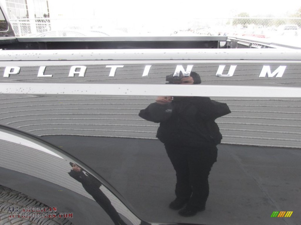 2015 F250 Super Duty Platinum Crew Cab 4x4 - Tuxedo Black / Platinum Pecan photo #15
