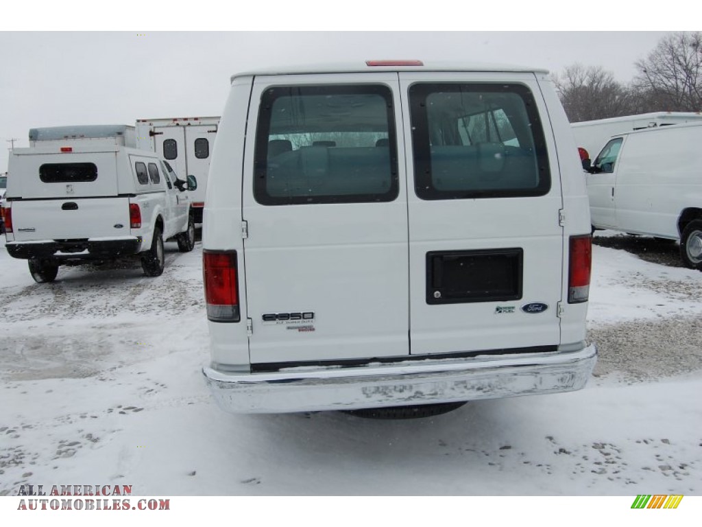 2013 E Series Van E350 XLT Extended Passenger - Oxford White / Medium Flint photo #4