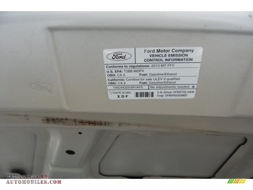2013 E Series Van E350 XLT Extended Passenger - Oxford White / Medium Flint photo #23