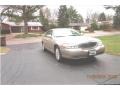 Lincoln Town Car Signature Limited Light French Silk Metallic photo #3
