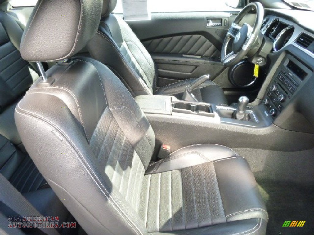 2011 Mustang V6 Premium Coupe - Kona Blue Metallic / Charcoal Black photo #10