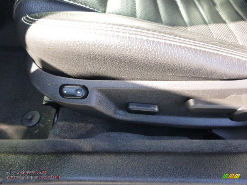 2011 Mustang V6 Premium Coupe - Kona Blue Metallic / Charcoal Black photo #18