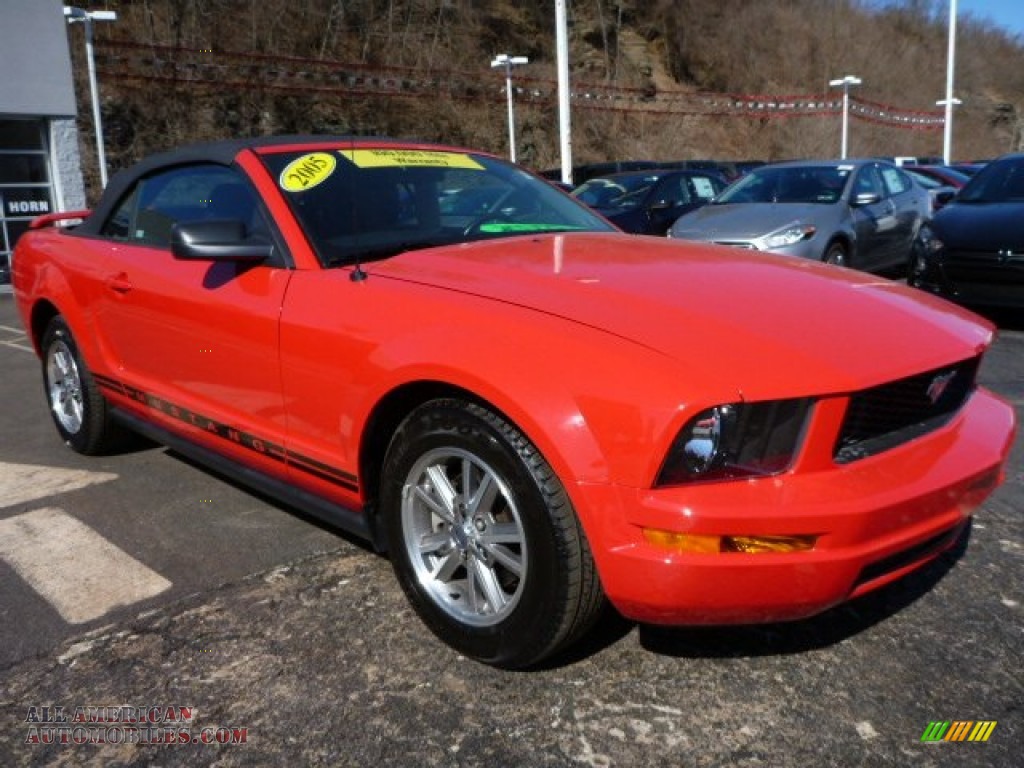 2005 Mustang V6 Premium Convertible - Redfire Metallic / Dark Charcoal photo #8