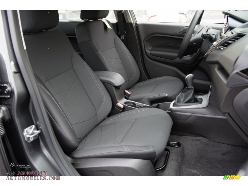 2015 Fiesta SE Sedan - Magnetic Metallic / Charcoal Black photo #7