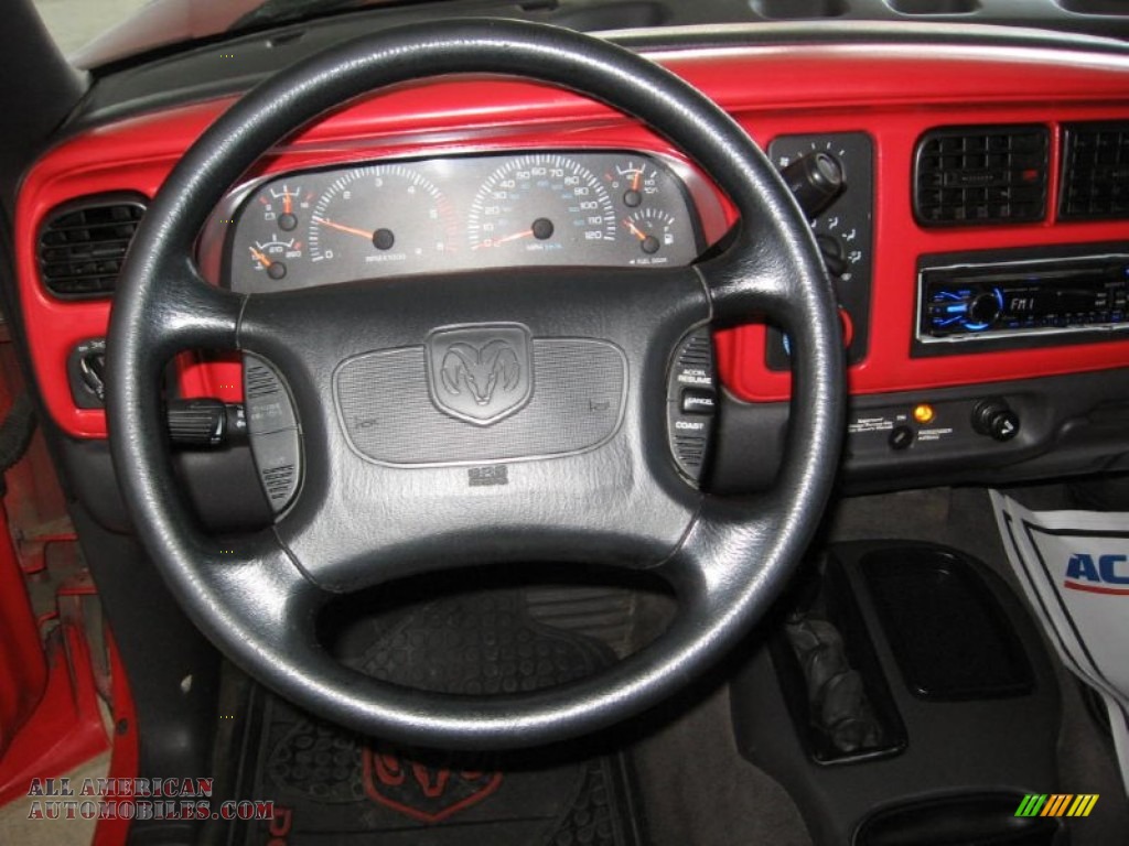 1999 Dakota Sport Extended Cab 4x4 - Metallic Red / Mist Gray photo #4
