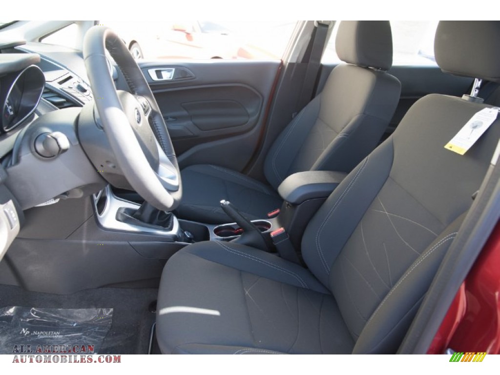 2015 Fiesta SE Hatchback - Ruby Red Metallic / Charcoal Black photo #4
