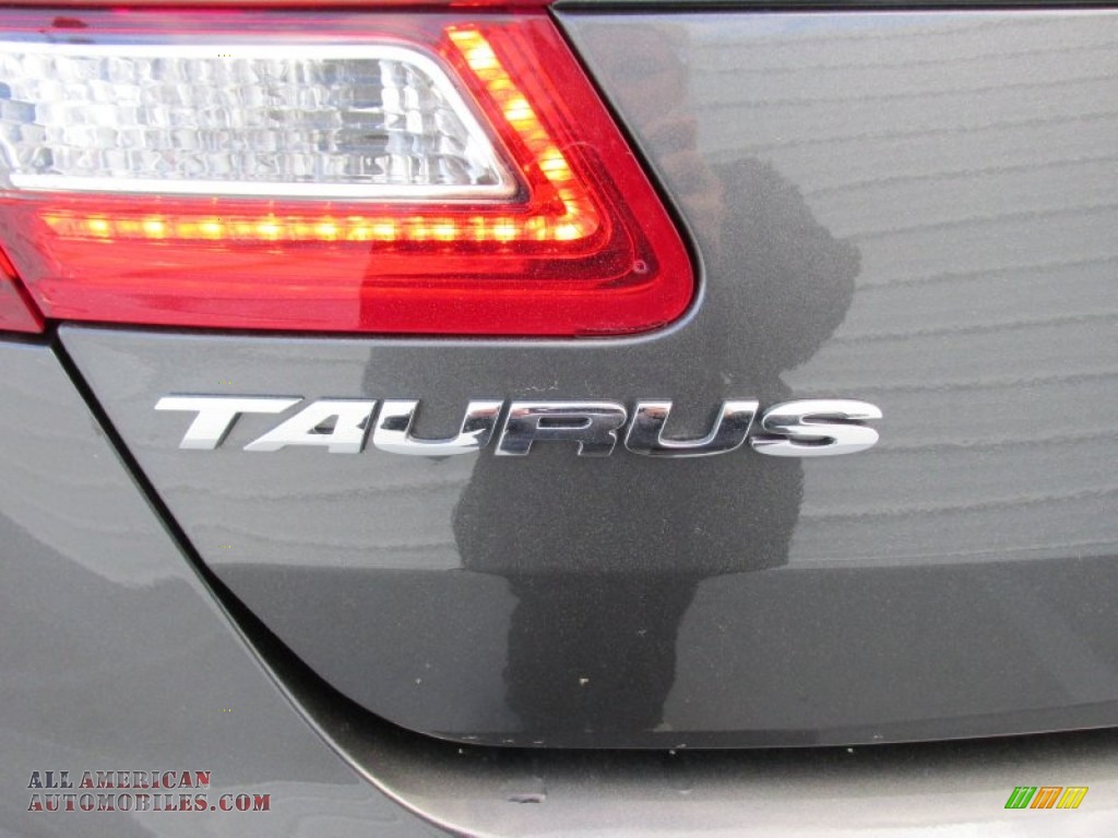2015 Taurus SEL - Magnetic Metallic / Charcoal Black photo #13