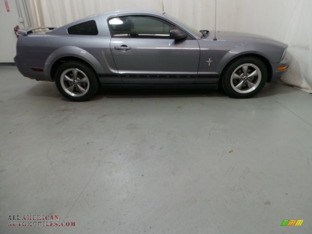 2006 Mustang V6 Premium Coupe - Tungsten Grey Metallic / Black photo #7