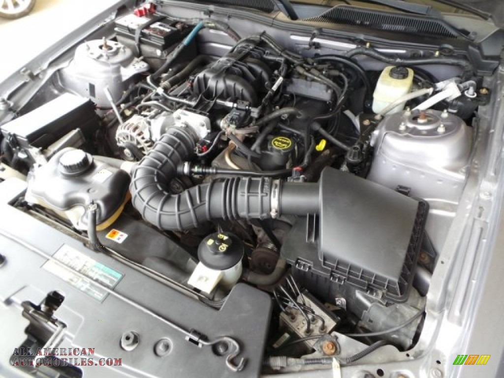 2006 Mustang V6 Premium Coupe - Tungsten Grey Metallic / Black photo #30