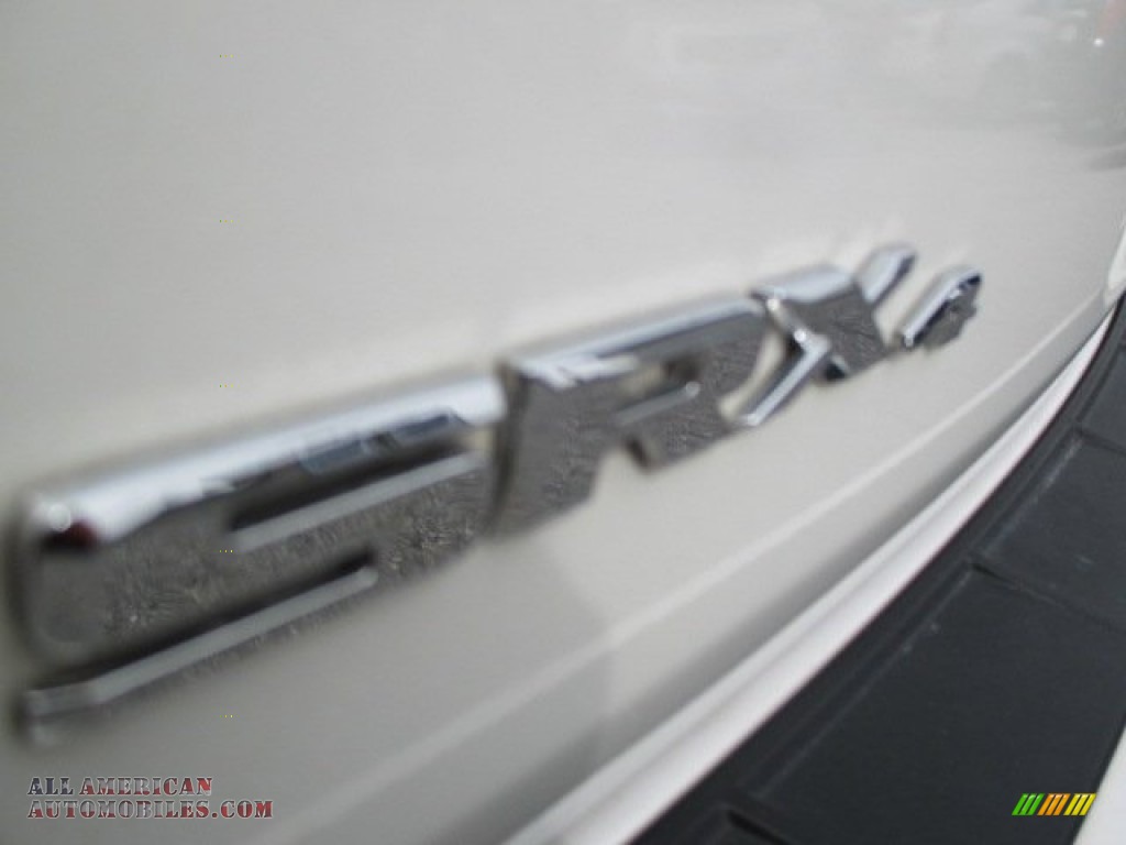 2010 SRX 4 V6 AWD - Platinum Ice Tricoat / Shale/Ebony photo #28