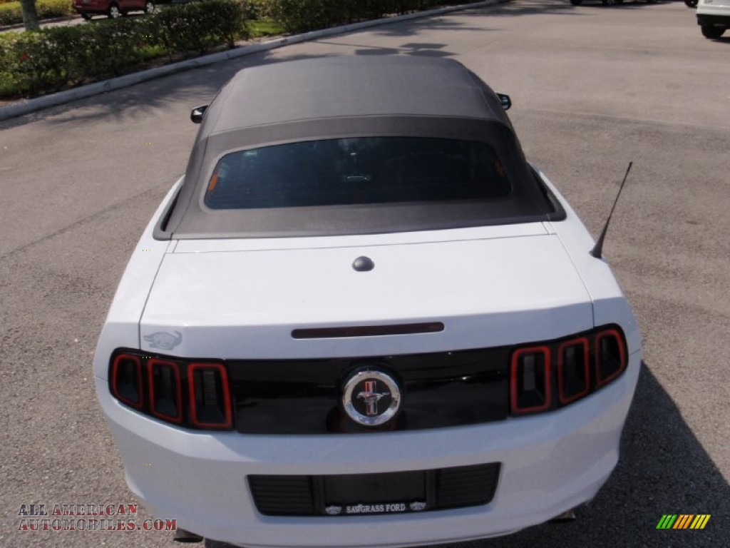 2014 Mustang V6 Premium Convertible - Oxford White / Charcoal Black photo #8