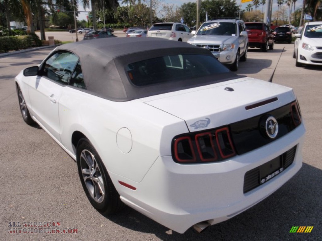 2014 Mustang V6 Premium Convertible - Oxford White / Charcoal Black photo #9