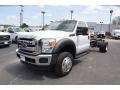 Ford F550 Super Duty XLT Regular Cab Chassis Oxford White photo #1