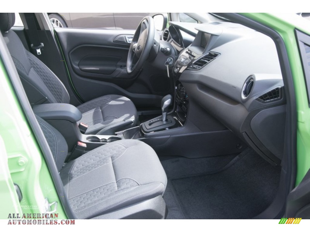 2015 Fiesta SE Sedan - Green Envy / Charcoal Black photo #6