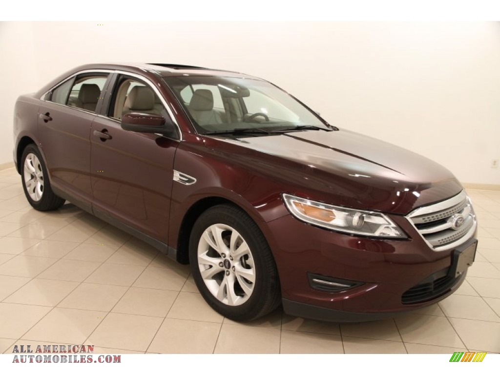 Bordeaux Reserve Red / Light Stone Ford Taurus SEL