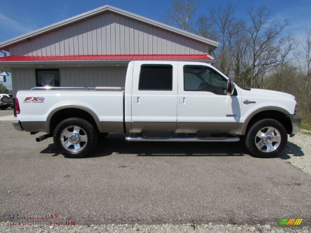 2007 F250 Super Duty King Ranch Crew Cab 4x4 - Oxford White Clearcoat / Castano Brown Leather photo #2