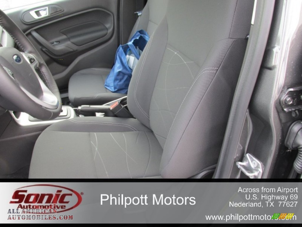 2015 Fiesta SE Hatchback - Magnetic Metallic / Charcoal Black photo #22