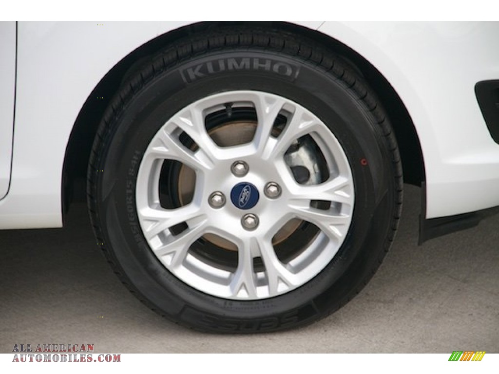2014 Fiesta SE Hatchback - Oxford White / Charcoal Black photo #29