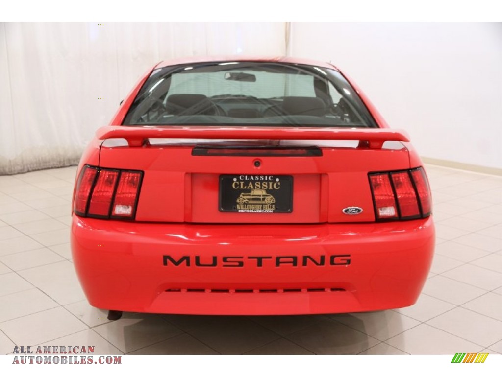 2004 Mustang V6 Coupe - Torch Red / Medium Graphite photo #14