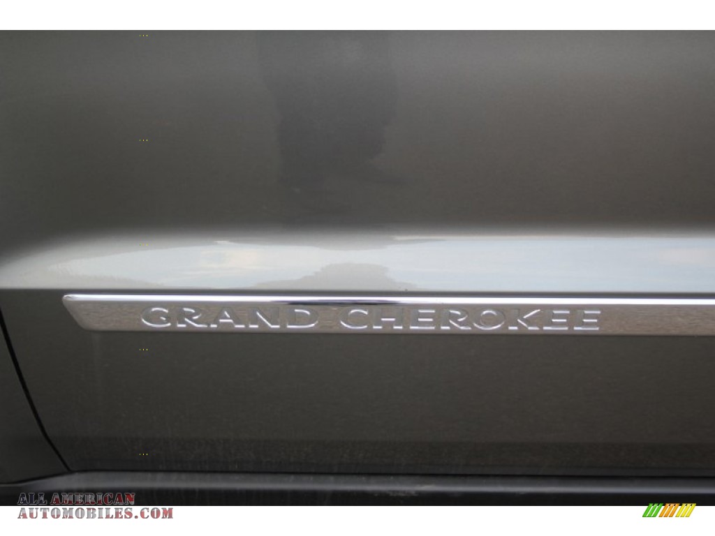 2012 Grand Cherokee Overland Summit 4x4 - Mineral Gray Metallic / New Saddle/Black photo #11