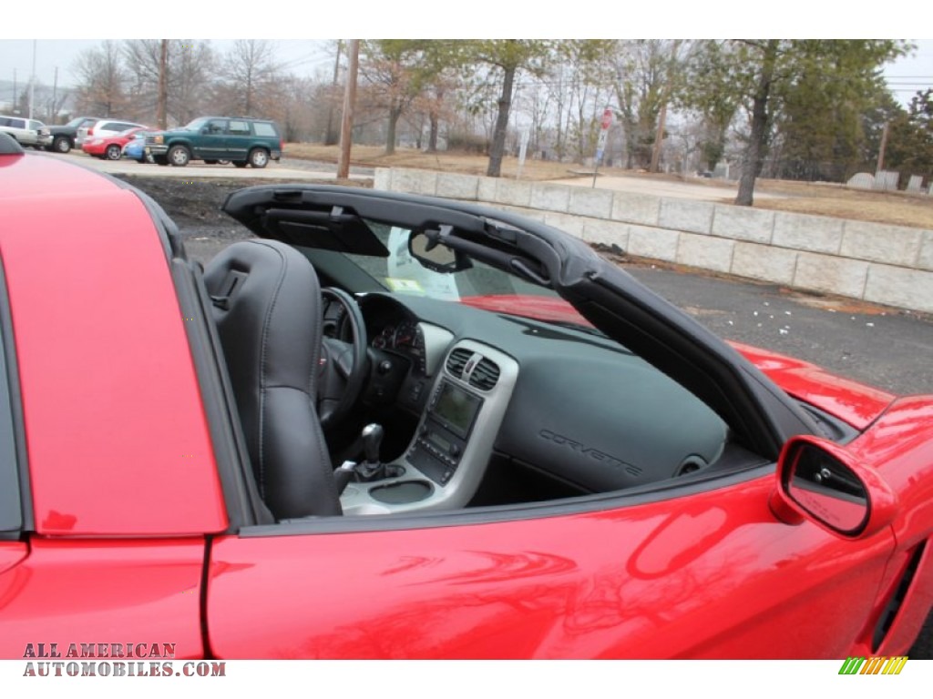 2005 Corvette Coupe - Precision Red / Ebony photo #71