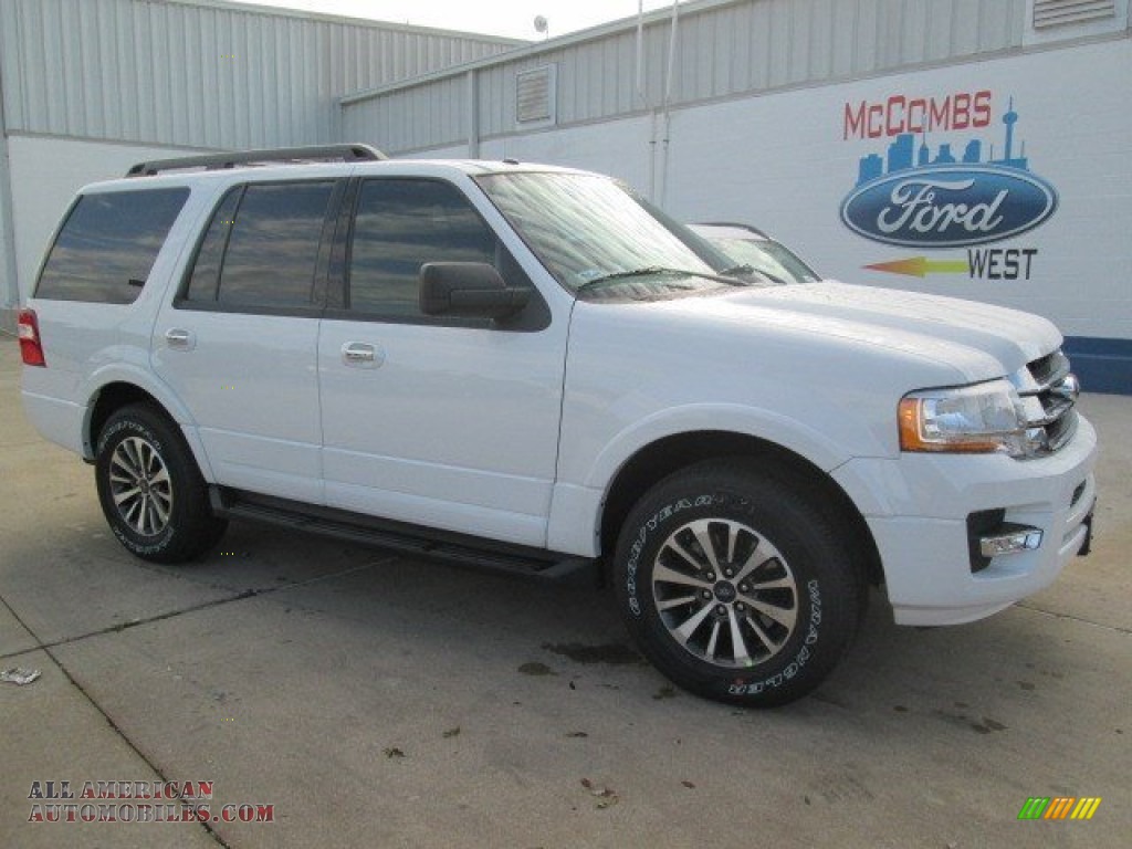 Oxford White / Ebony Ford Expedition XLT