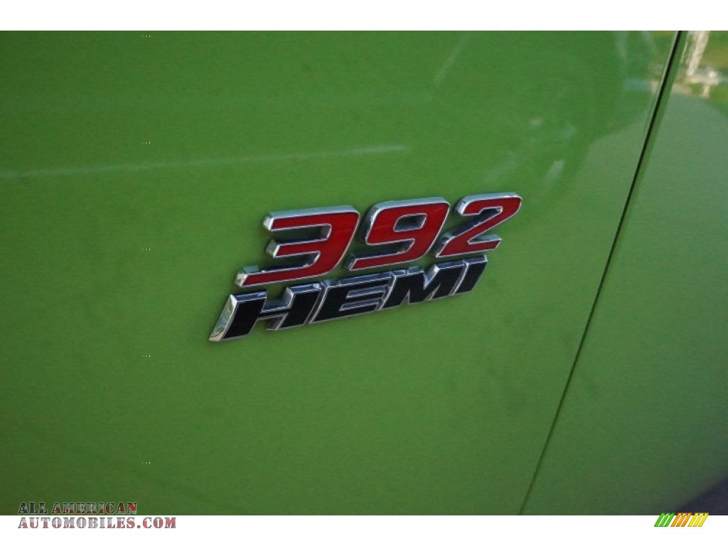 2015 Challenger SRT 392 - Sublime Green Pearl / Black photo #6