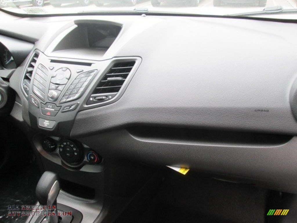 2015 Fiesta S Sedan - Ingot Silver Metallic / Charcoal Black photo #20