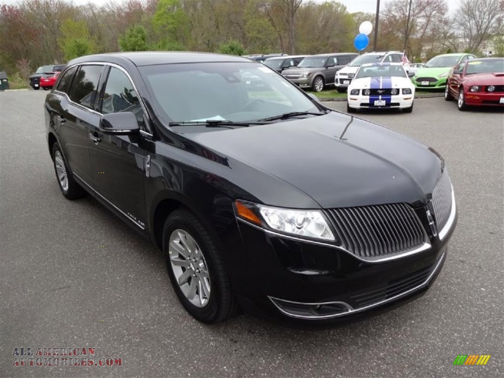 Tuxedo Black / Charcoal Black Lincoln MKT Livery AWD