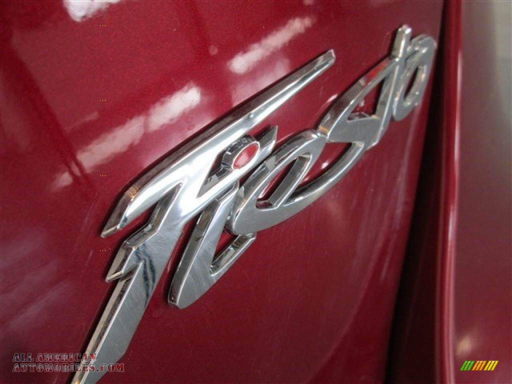 2015 Fiesta SE Hatchback - Ruby Red Metallic / Charcoal Black photo #6