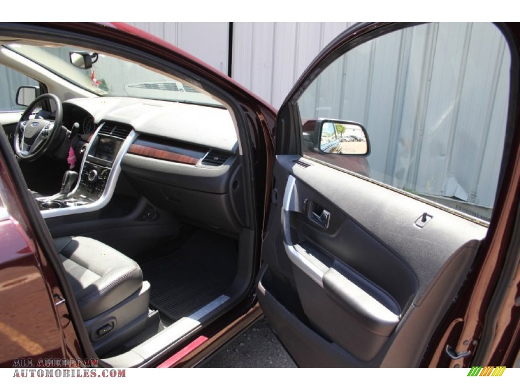 2011 Edge Limited AWD - Bordeaux Reserve Red Metallic / Charcoal Black photo #12