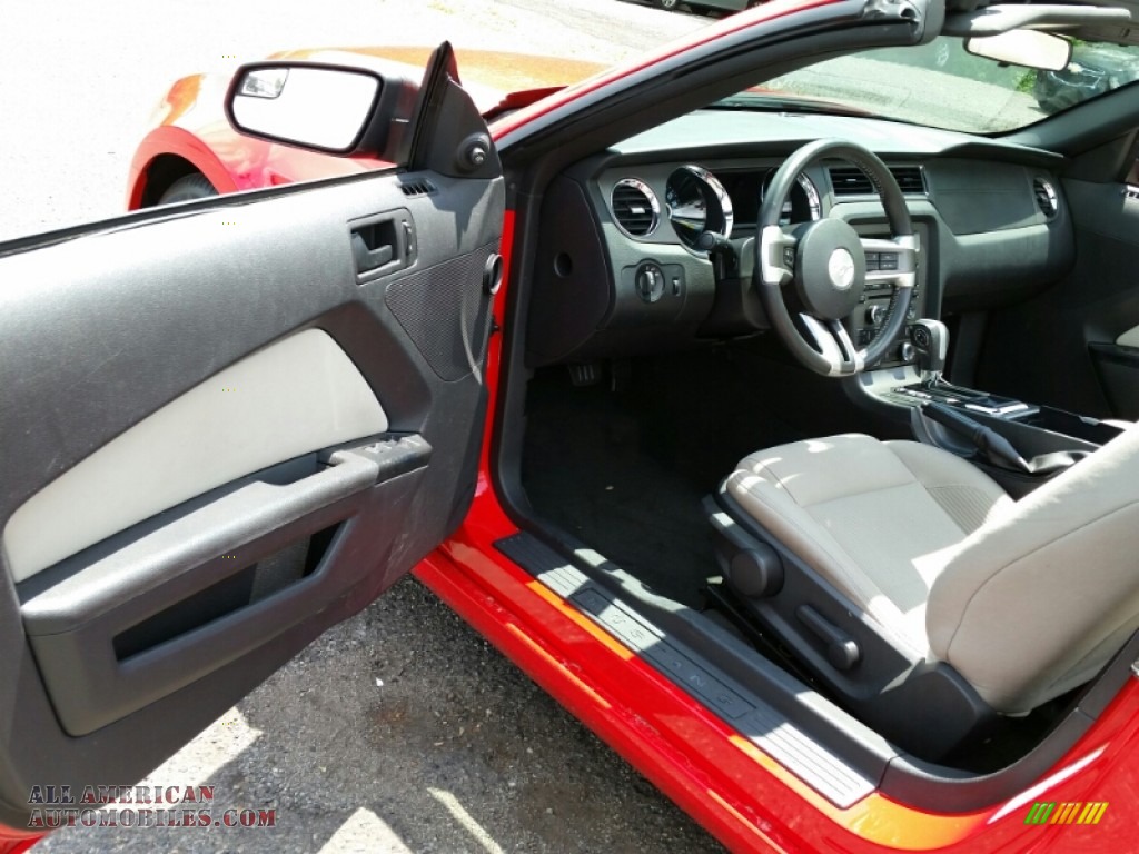 2014 Mustang V6 Convertible - Race Red / Charcoal Black photo #11