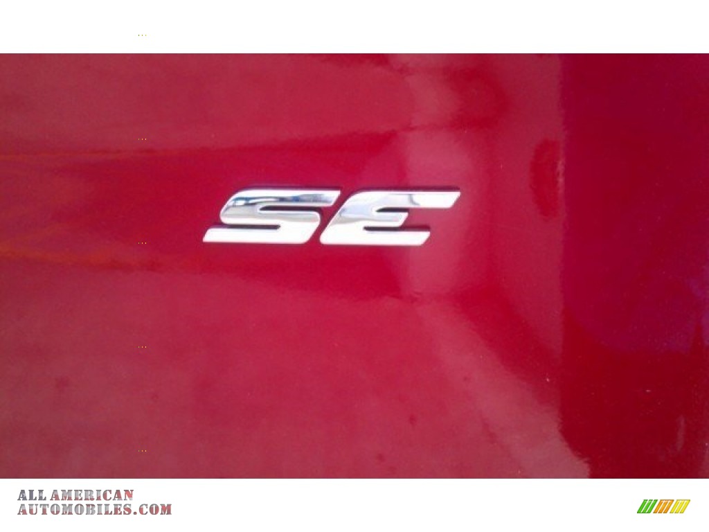 2015 Escape SE - Ruby Red Metallic / Charcoal Black photo #14