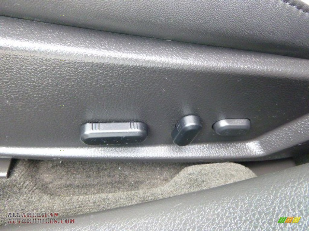 2012 MKZ AWD - White Platinum Metallic Tri-Coat / Dark Charcoal photo #19