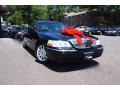 Lincoln Town Car Signature Limited Black photo #1