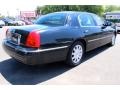 Lincoln Town Car Signature Limited Black photo #7