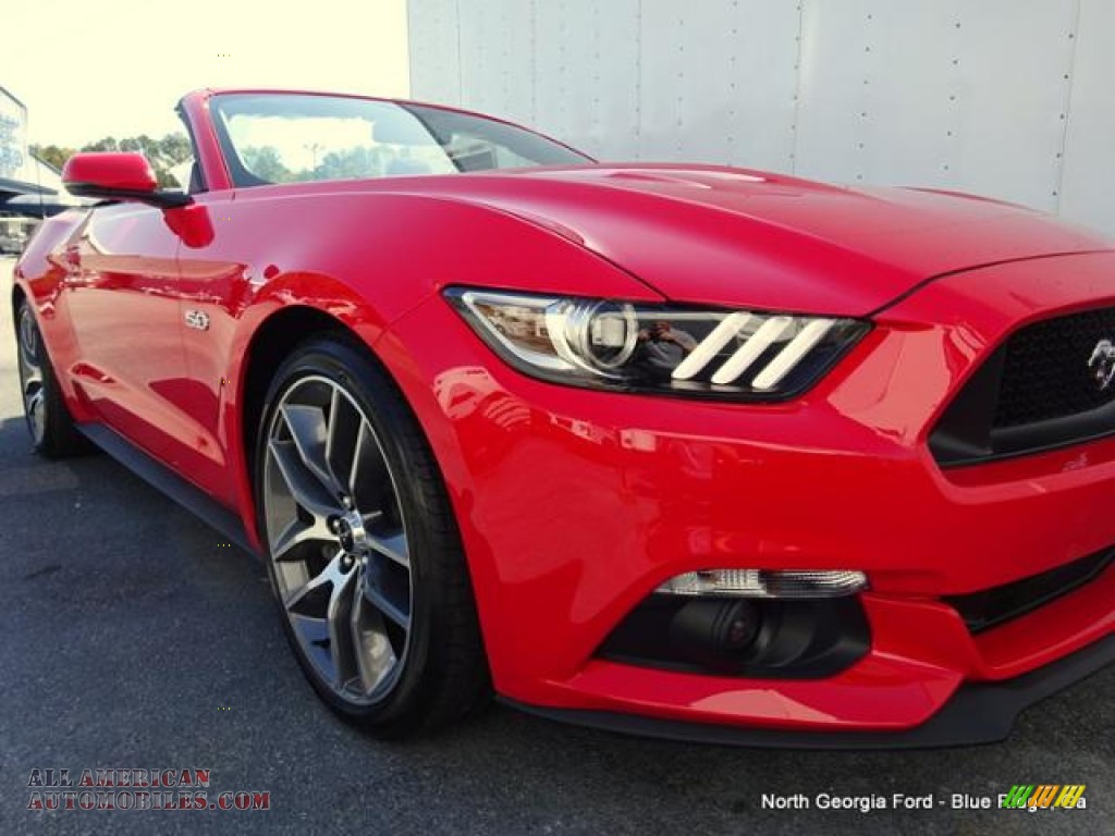2015 Mustang GT Premium Convertible - Race Red / Ebony photo #34